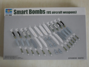 TRUMPETER 1/32 03305 US SMART BOMBS